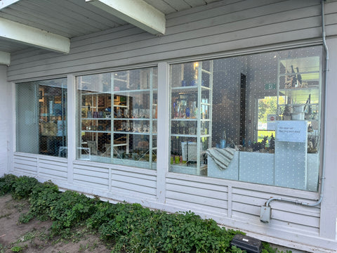 <b>Art Gallery of Peterborough</b>
Harmony Pattern in White 
Photos: Kawartha Bird Control