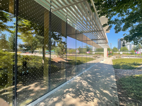<b>Simon Fraser University, Centre For Wildlife Ecology</b>
Unity Pattern in White 
Photos: Krystal Ness
